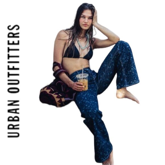 NEW BDG UO Urban Outfitters Low-Rise Flare Denim Jeans 27 28 31 - Picture 2 of 5